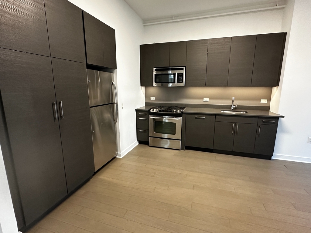 5th Avenue - Photo 5