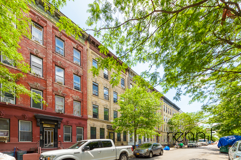 319 Jefferson Street - Photo 8