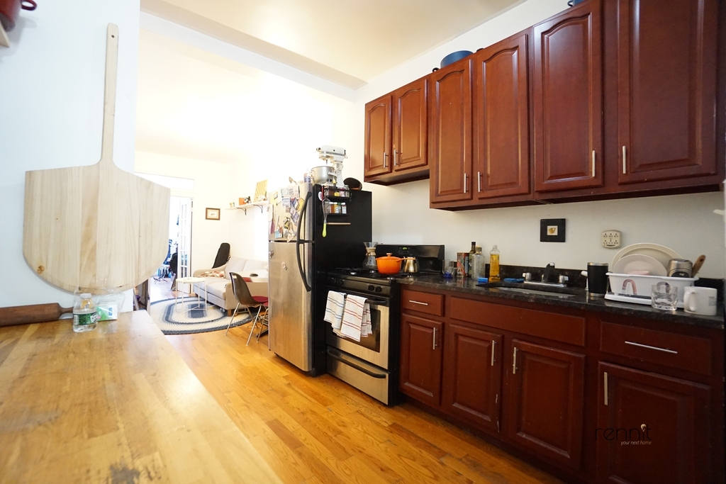 319 Jefferson Street - Photo 9