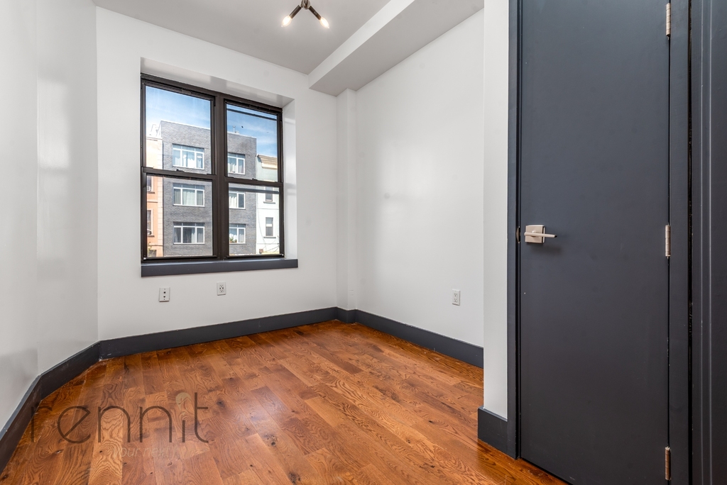 174 Knickerbocker Avenue - Photo 11