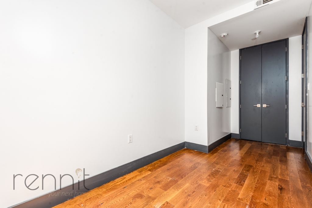 174 Knickerbocker Avenue - Photo 9