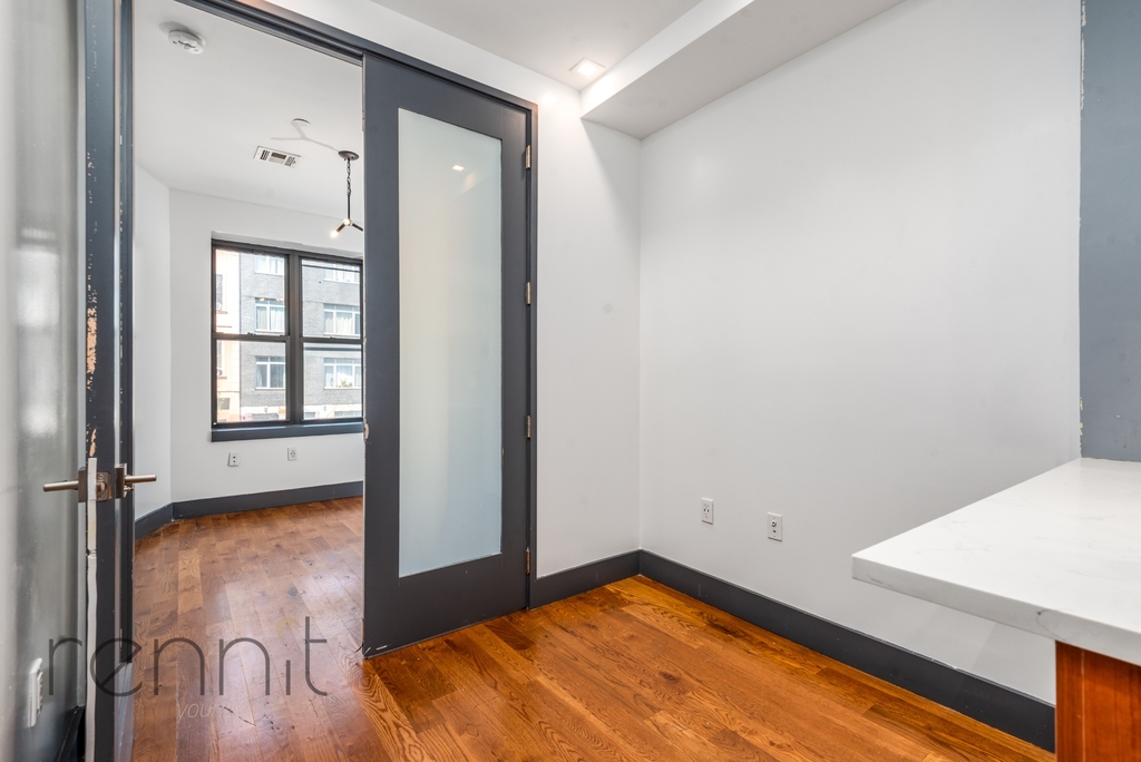 174 Knickerbocker Avenue - Photo 3