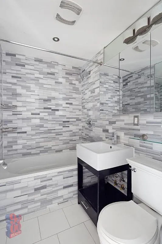 326 West 100th Street - Photo 16