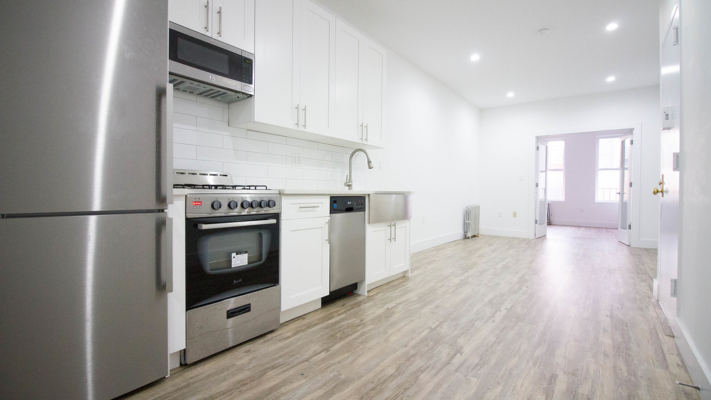 138 St Nicholas Ave 11237 - Photo 0