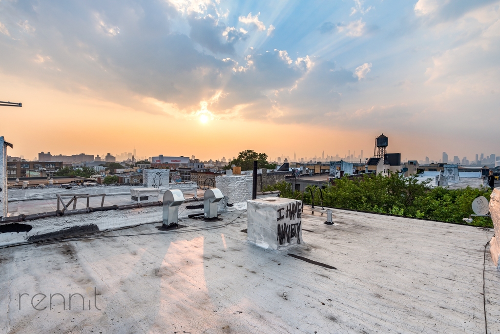 127 Thames Street - Photo 12
