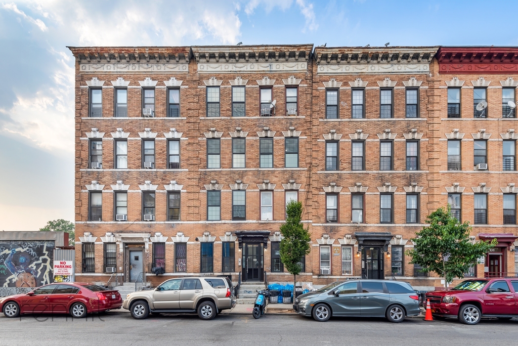 127 Thames Street - Photo 11