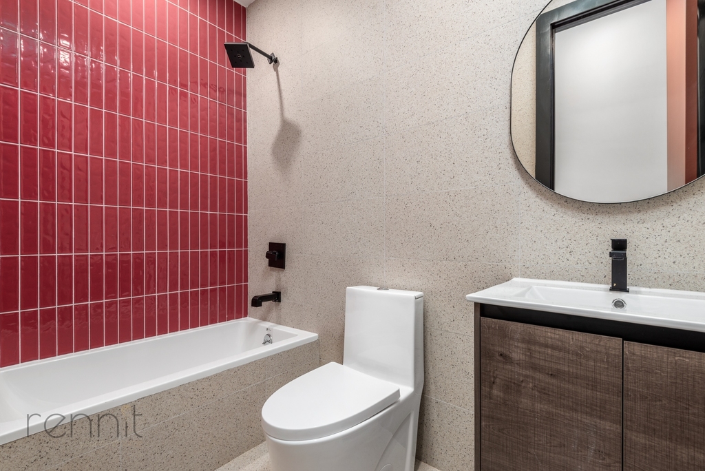 127 Thames Street - Photo 7