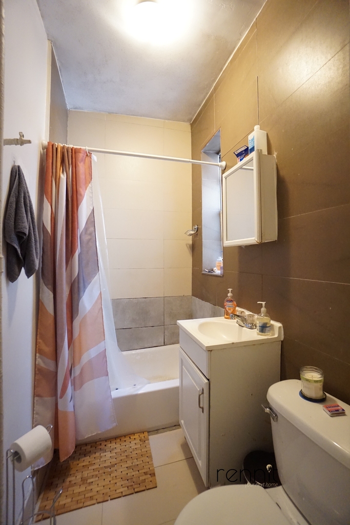 1354 Willoughby Avenue - Photo 7