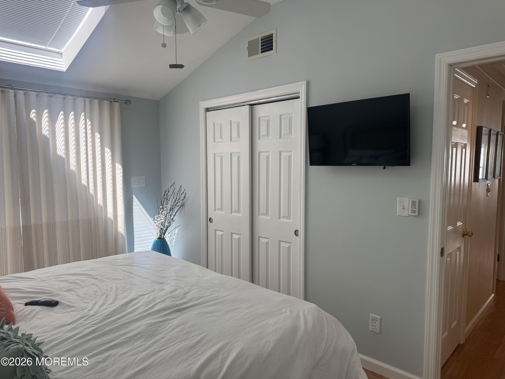 128 San Fernando Drive - Photo 4