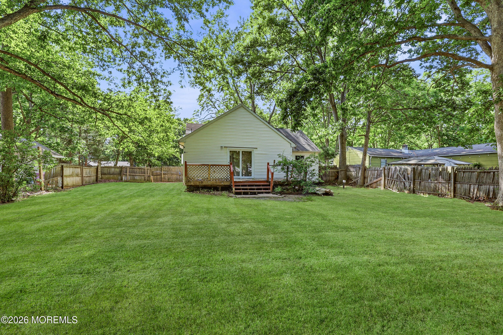 1305 Marshall Street - Photo 17