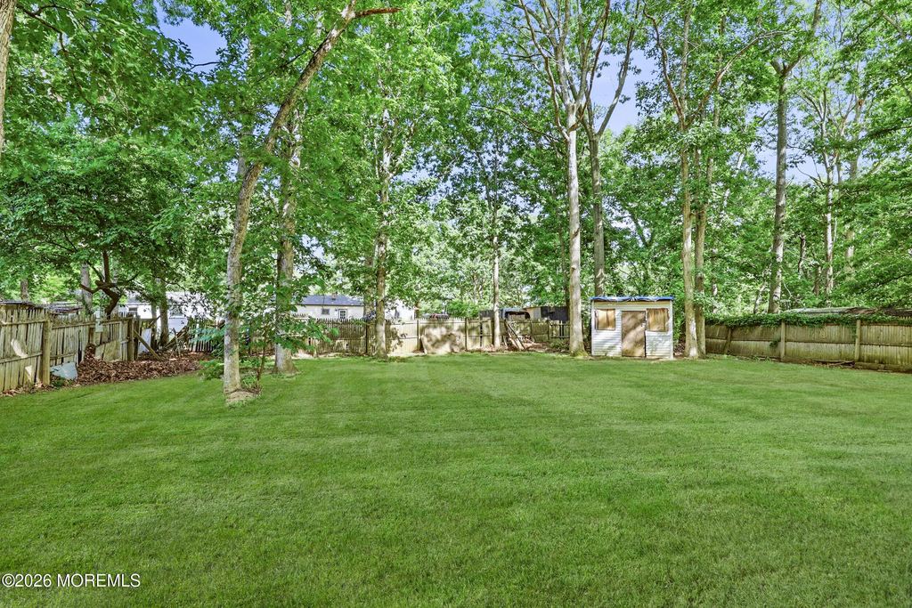 1305 Marshall Street - Photo 18