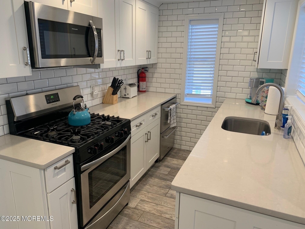 122 Ocean Avenue - Photo 8