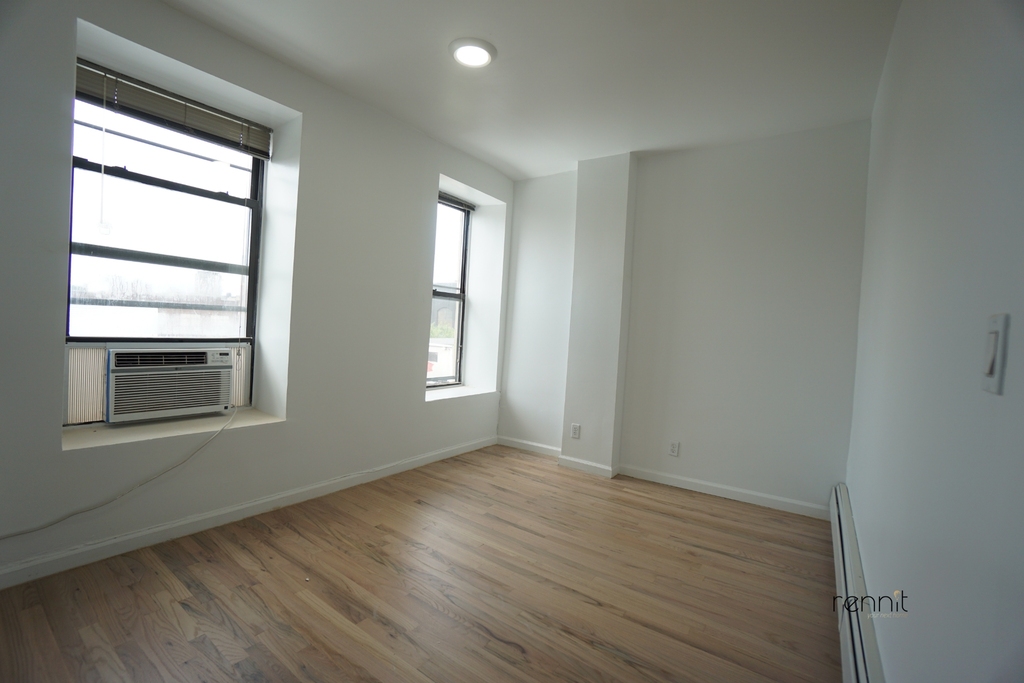 744 Myrtle Avenue - Photo 10