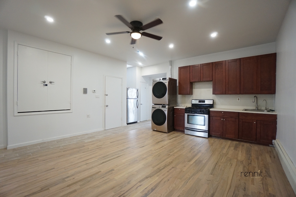 744 Myrtle Avenue - Photo 7