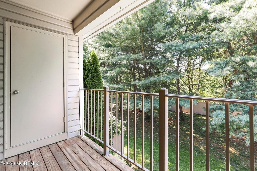 7 Stuart Drive - Photo 17