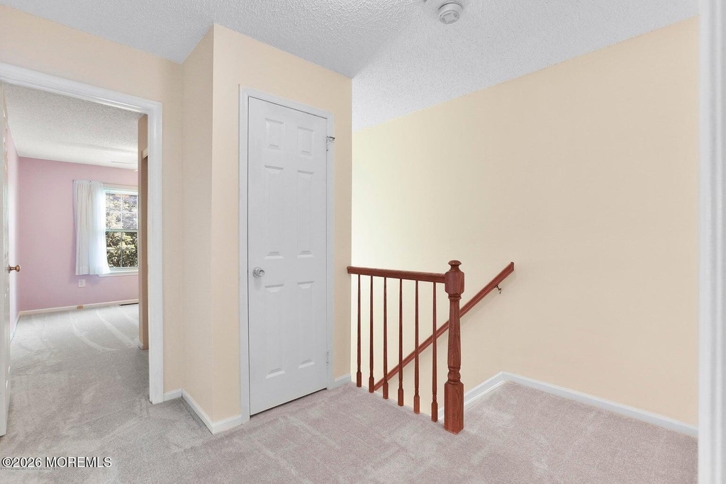 7 Stuart Drive - Photo 11