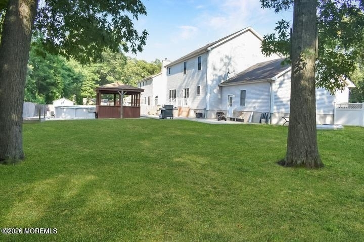 309 Holly Boulevard - Photo 14