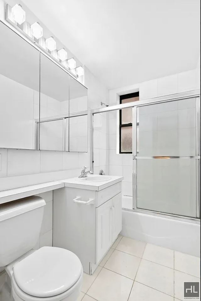York Avenue - Photo 3