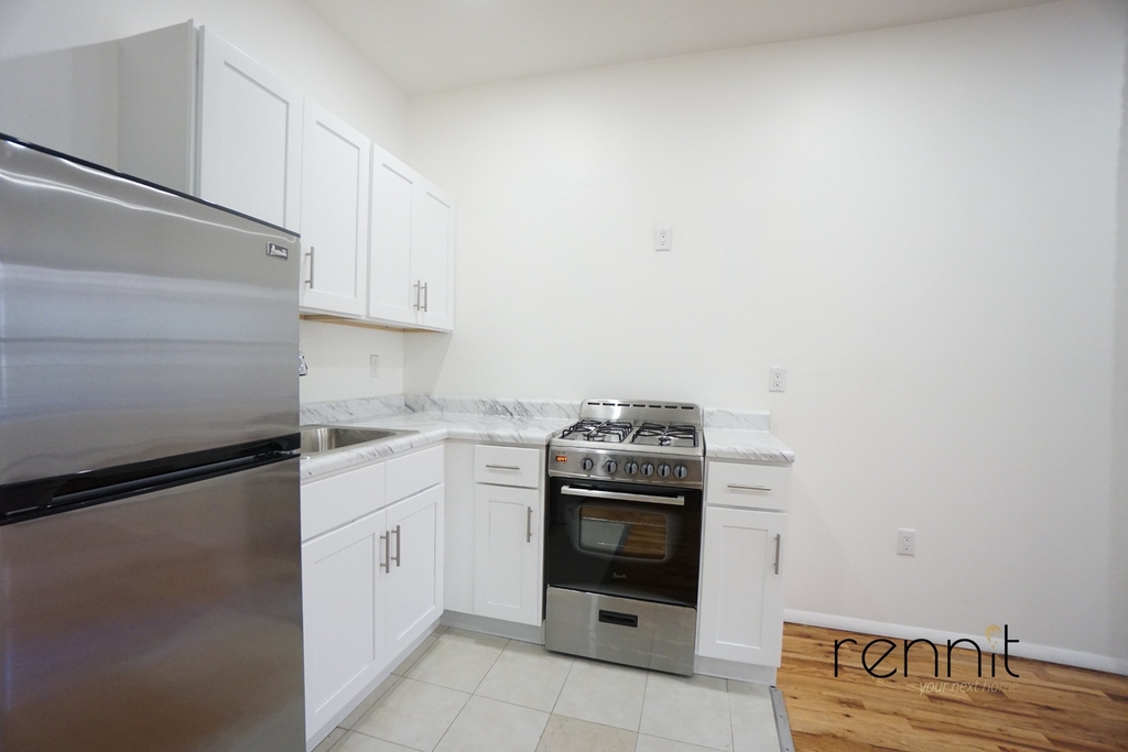 818 Marcy Avenue - Photo 6
