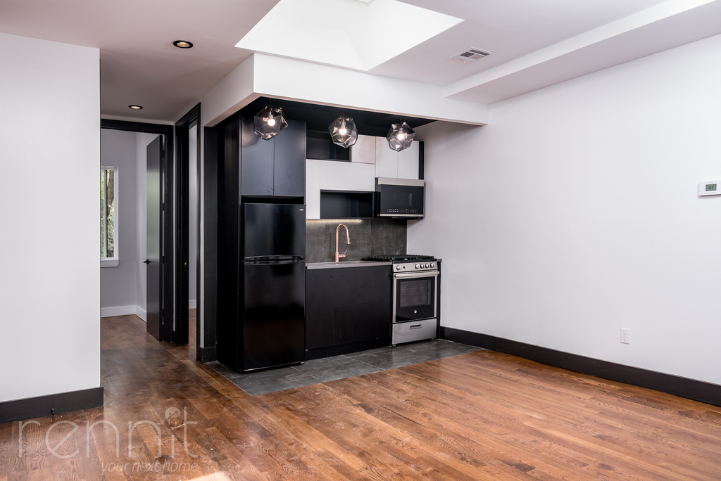 1109 Decatur Street - Photo 0