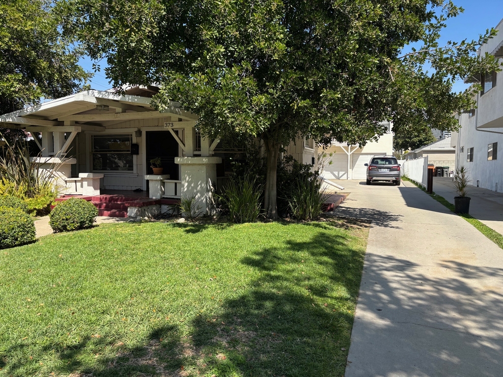 373 Myrtle Street - Photo 0