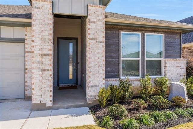 2605 Starling Street - Photo 3