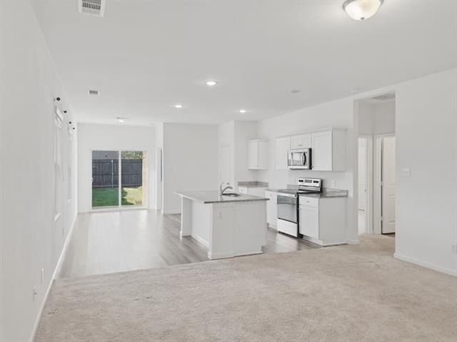 410 Forest Street - Photo 4
