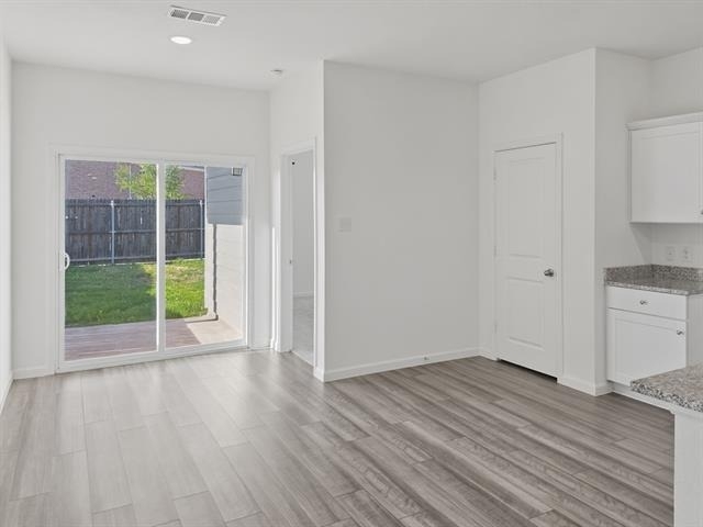 410 Forest Street - Photo 7
