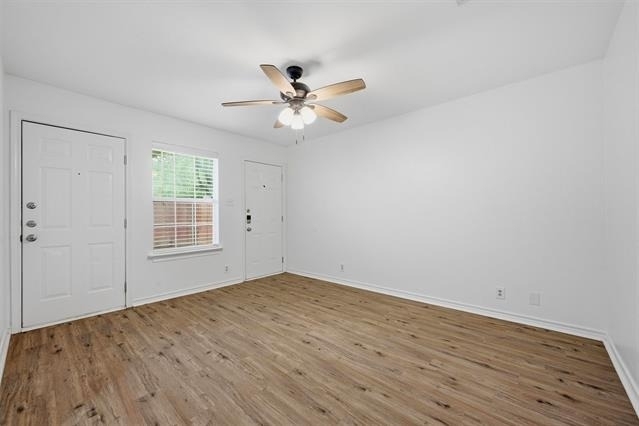 906 W Houston Street - Photo 14