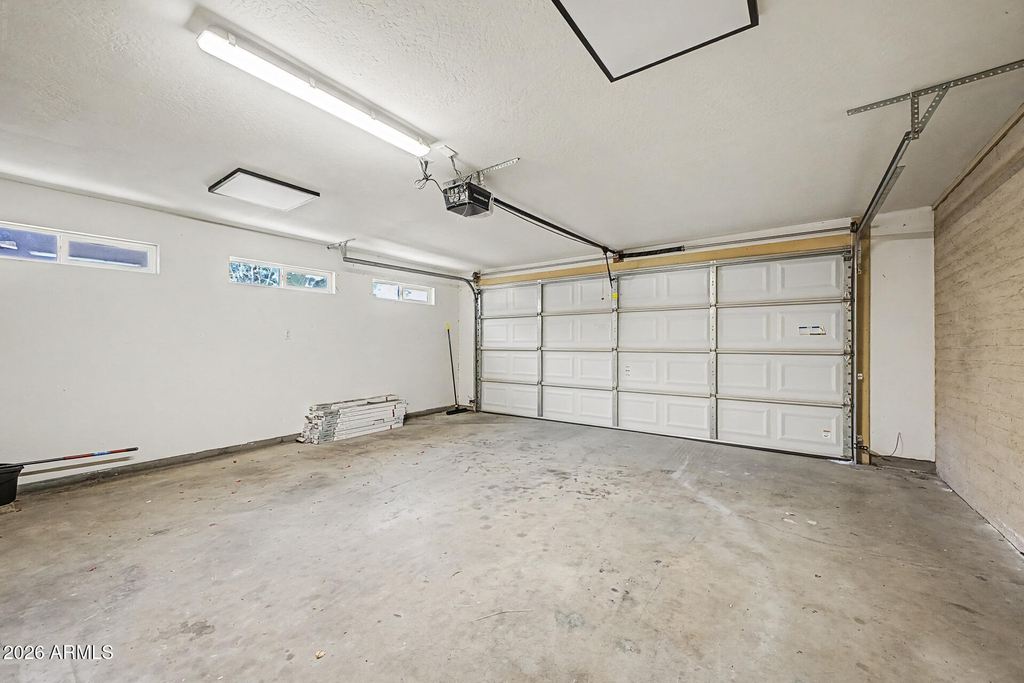29 E Foothill Drive - Photo 23