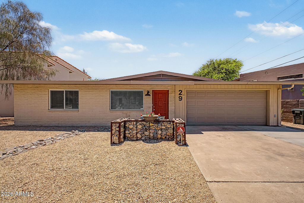 29 E Foothill Drive - Photo 0