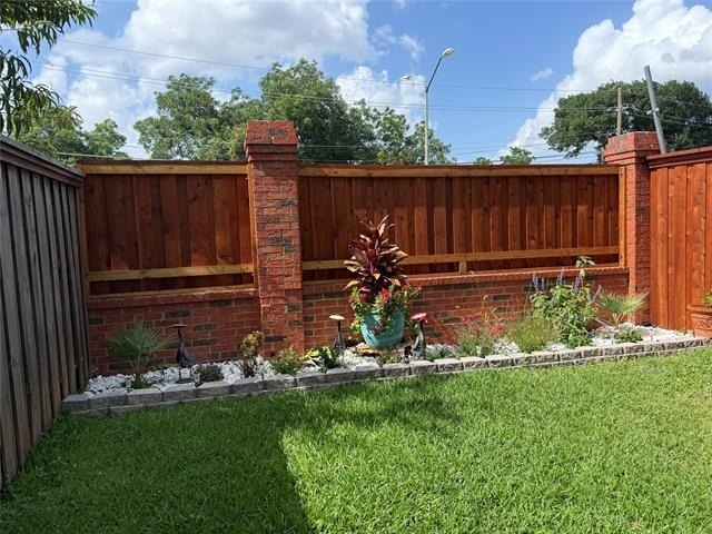 3219 Rosebank Drive - Photo 1