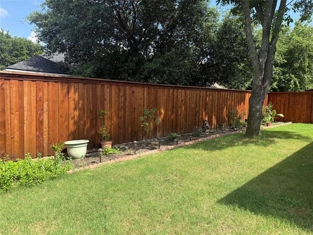 3219 Rosebank Drive - Photo 2