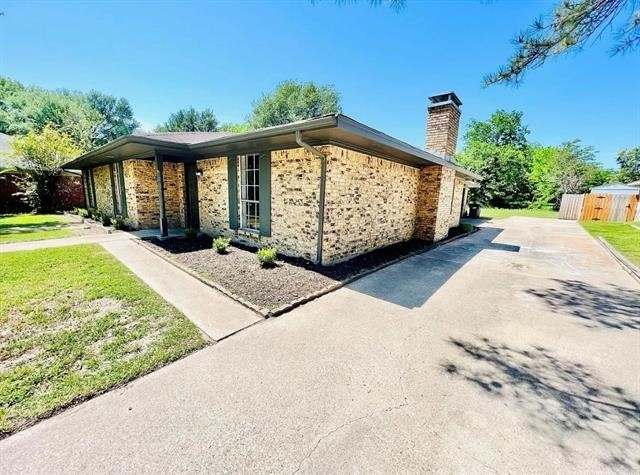 312 Gladstone Street - Photo 15