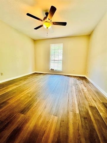 312 Gladstone Street - Photo 11