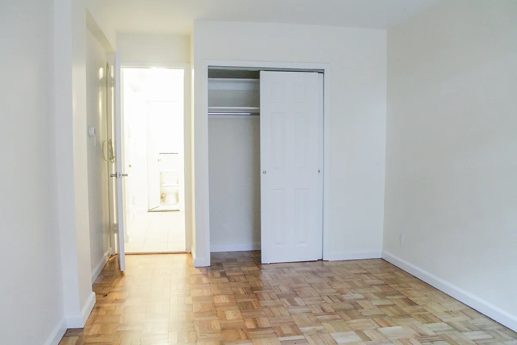 East 84th Street - Photo 2