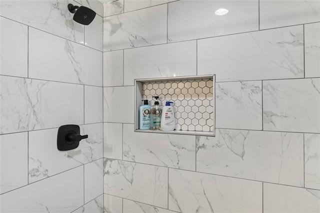 1106 W Chestnut Street - Photo 38