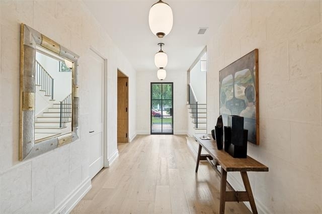7007 Robin Road - Photo 2