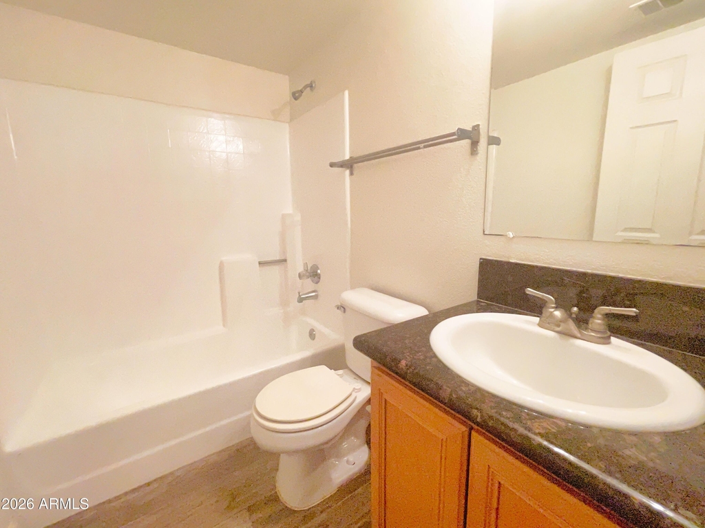 1065 W 1st Street - Photo 13