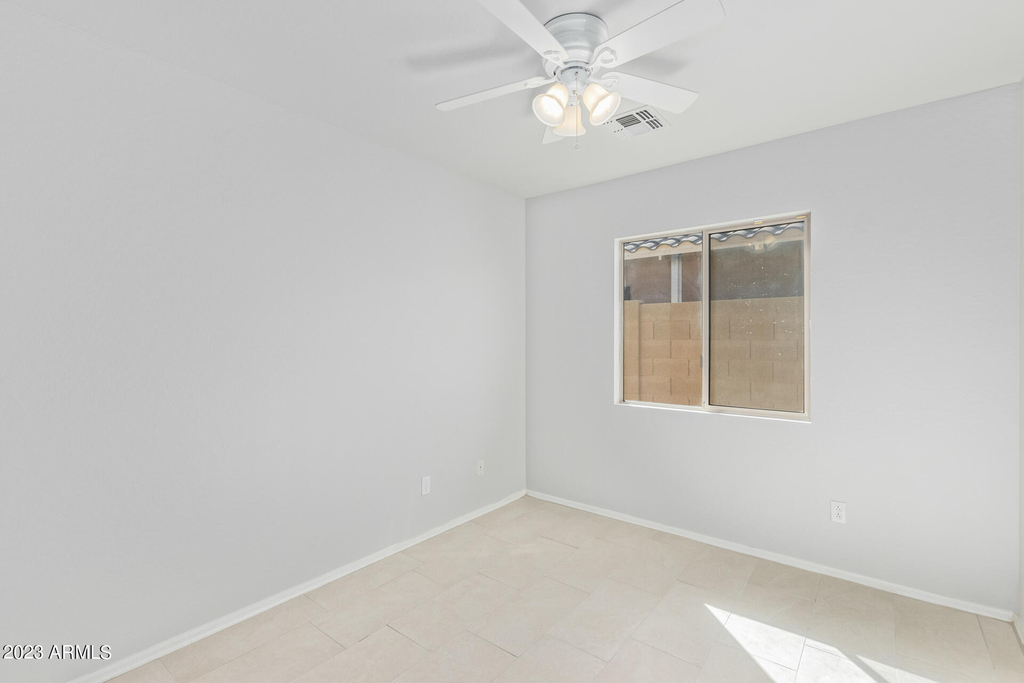 17715 W Redfield Road - Photo 16