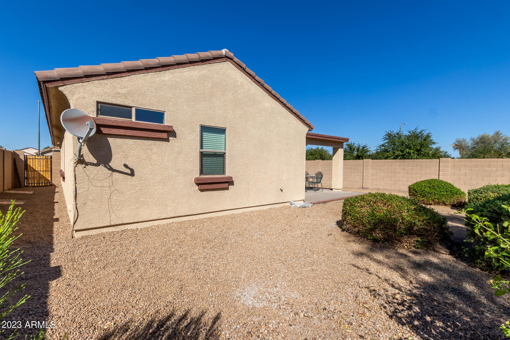 17715 W Redfield Road - Photo 26