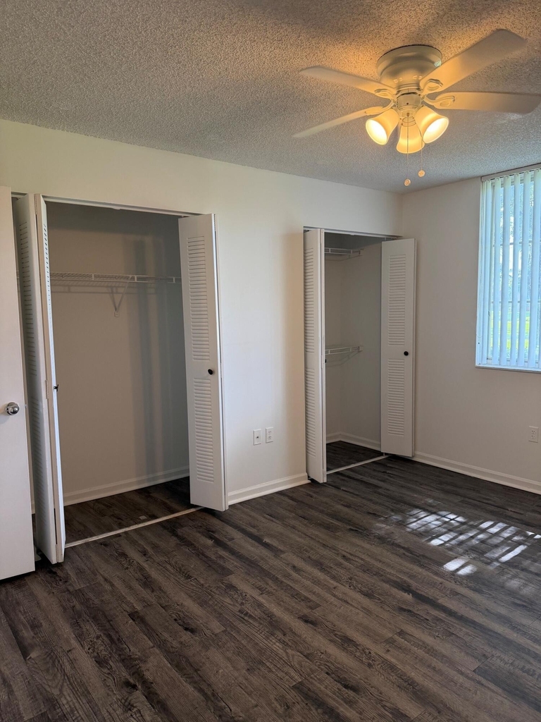 7872 Sonoma Springs Circle - Photo 11