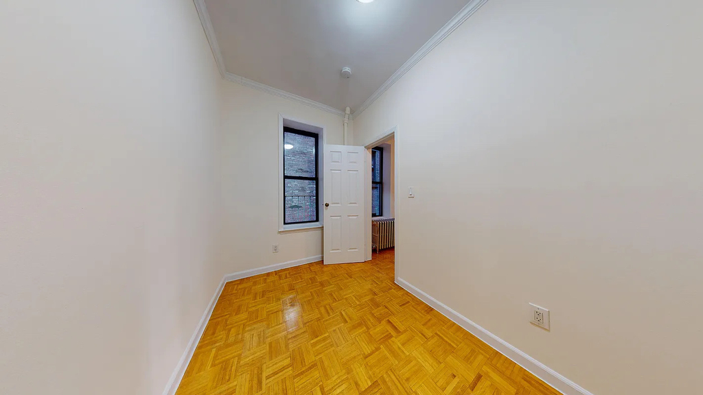 East 38th Street - Photo 2