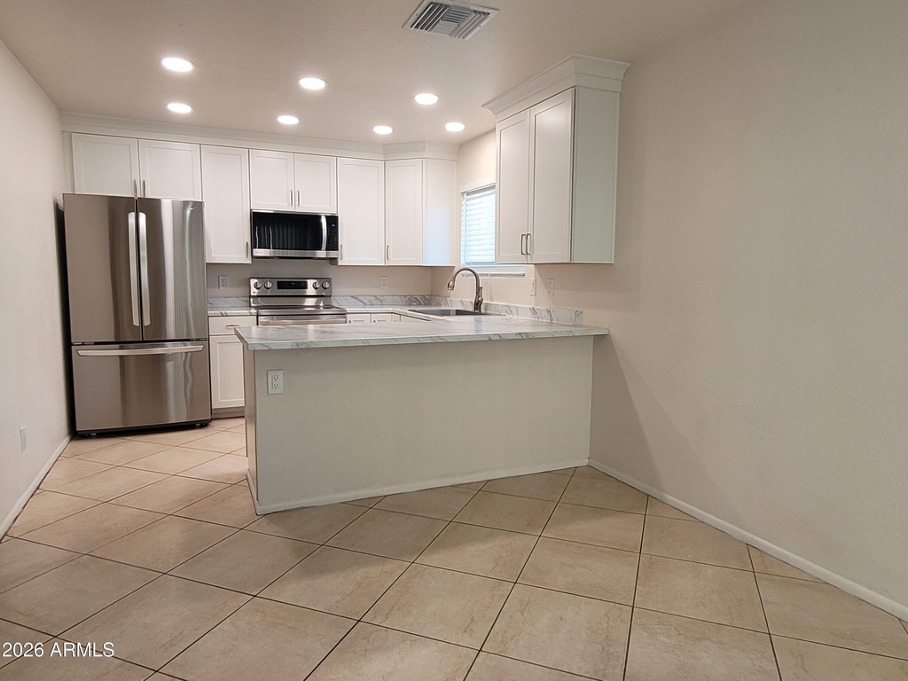 3910 E Shomi Street - Photo 6
