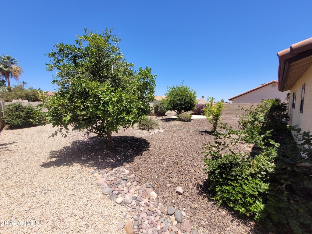 3910 E Shomi Street - Photo 3