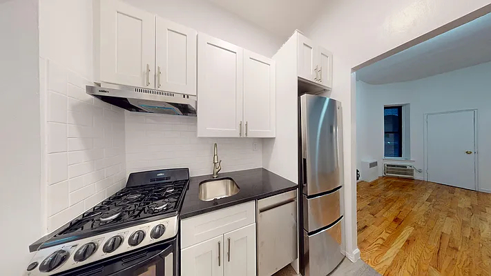 337 East 90th Street - Photo 2
