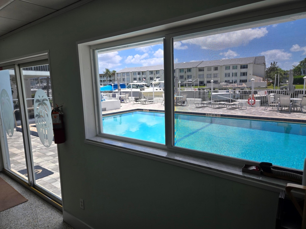 104 Paradise Harbour Boulevard - Photo 36