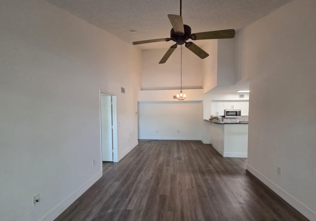 12112 St.andrews Place - Photo 1