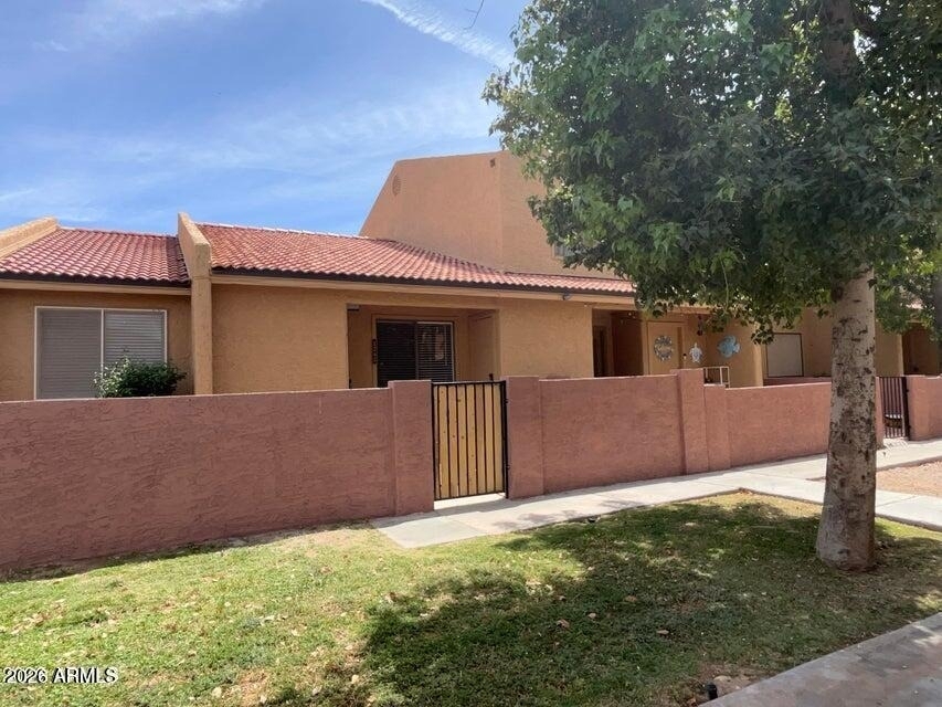 3511 E Baseline Road - Photo 25