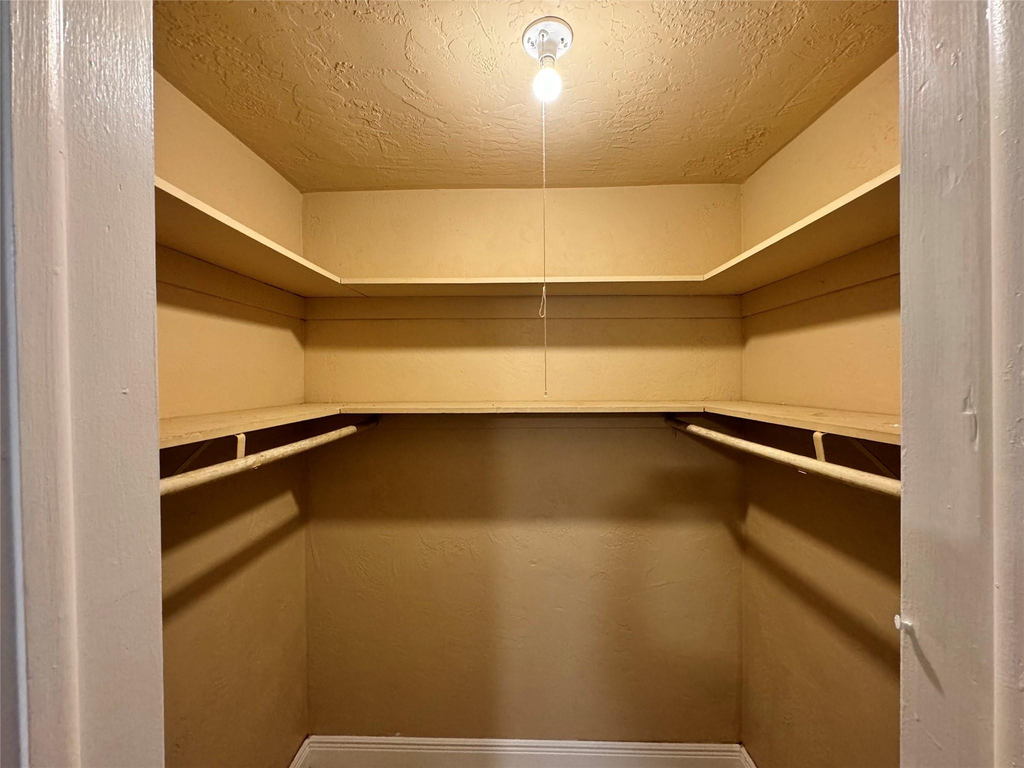 2091 Oleander Drive - Photo 7